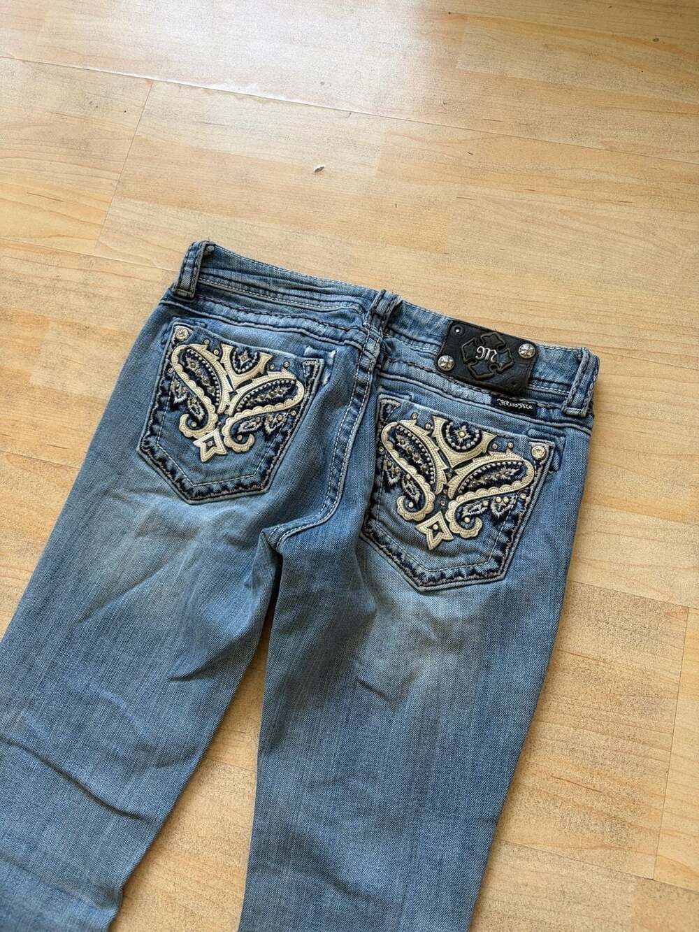 Miss Me Bootcut Jeans Size 27 Embellished Distressed
